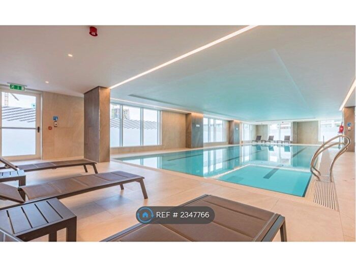 2 Bedroom Flat To Rent In Wyndham Apartments, London, SE10