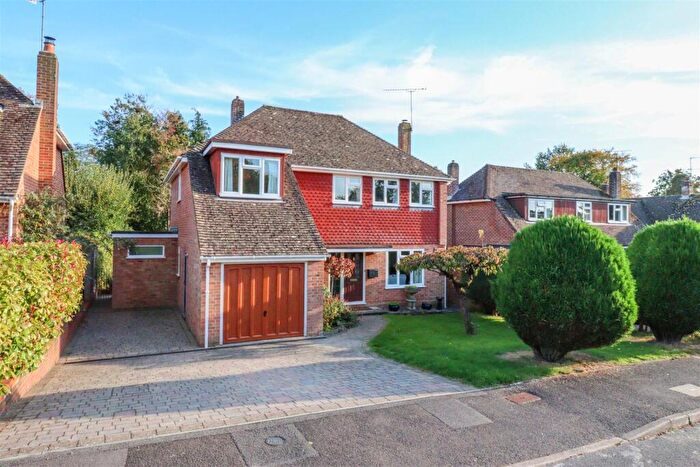 4 Bedroom Detached House For Sale In Whin Holt, Fleet, GU52