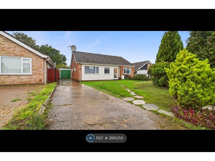 3 Bedroom Bungalow To Rent In Alberta Close, Ipswich, IP5