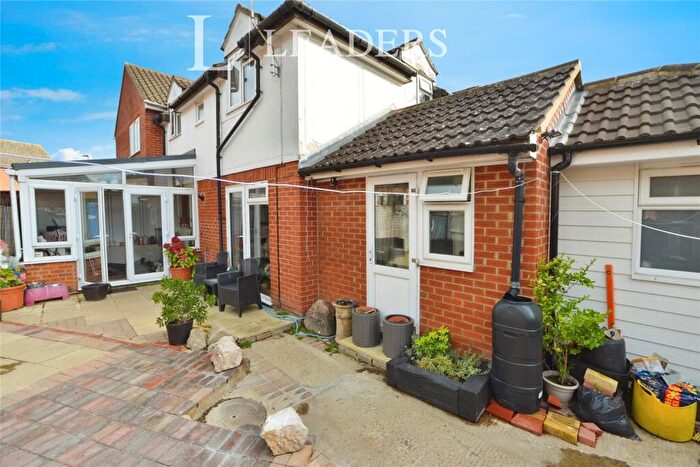 3 Bedroom Terraced House For Sale In Mundon Road, Braintree, Essex, CM7