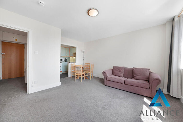 1 Bedroom Flat To Rent In Commercial Road, London, E1