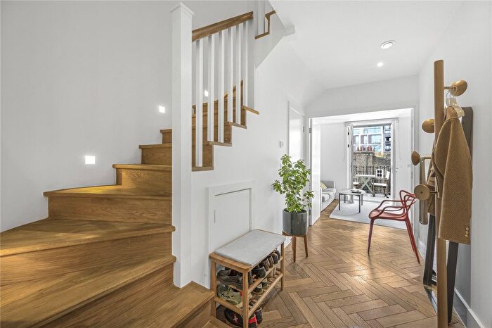 2 Bedroom Flat For Sale In Charlotte Street, Fitzrovia, London, W1T