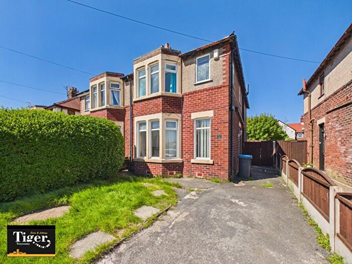 3 Bedroom Semi-Detached House To Rent In Waverley Avenue, Fleetwood, FY7