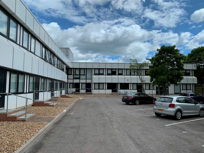 1 Bedroom Flat To Rent In Belsize House, Swindon, SN5