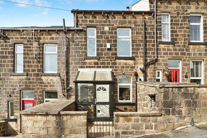 3 Bedroom Terraced House For Sale In Unity Street, Riddlesden, Keighley, BD20