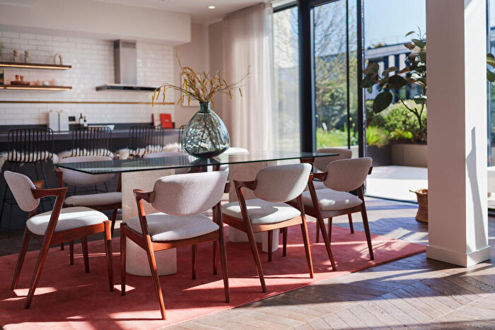 3 Bedroom Apartment For Sale In Boiler House Square, Battersea Power Station, SW11