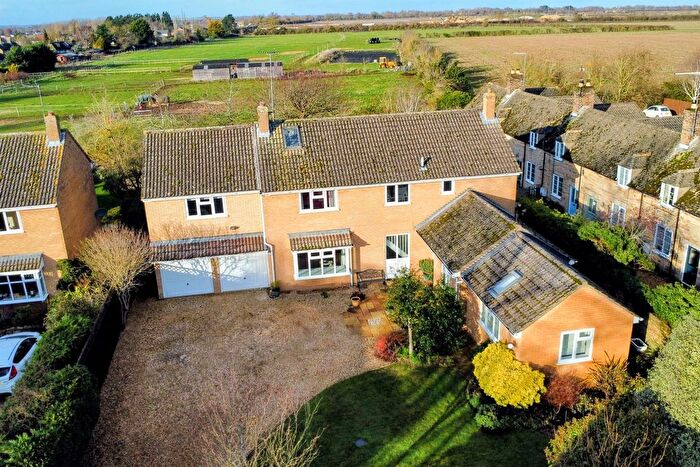 4 Bedroom Detached House For Sale In The Lane, West Deeping, Peterborough, PE6