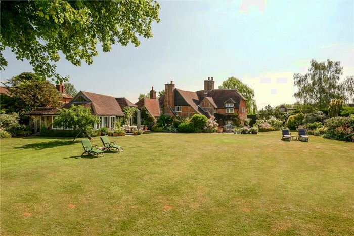 4 Bedroom Detached House For Sale In Back Lane, East Clandon, Guildford, Surrey, GU4