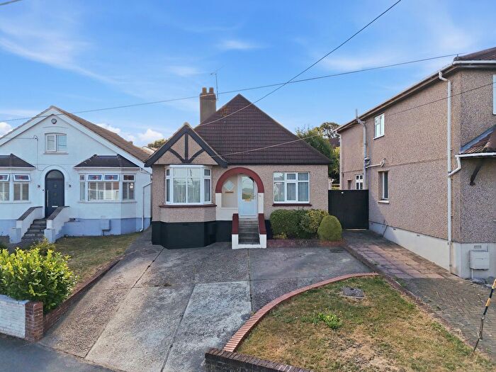 3 Bedroom Detached Bungalow For Sale In Down Hall Road, Rayleigh, SS6