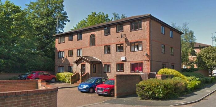 1 Bedroom Flat To Rent In Winston Close, Greenhithe, DA9