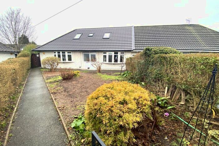 4 Bedroom Semi-Detached House To Rent In Hawton Crescent, Wollaton, NG8