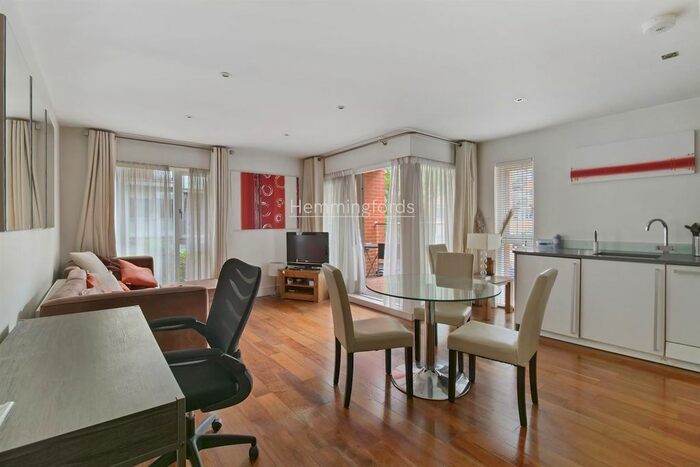 2 Bedroom Flat To Rent In Medway House, Medway Street, SW1P