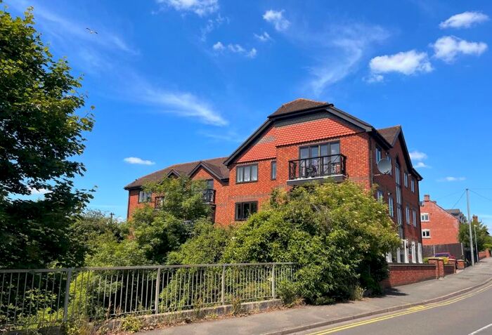 2 Bedroom Apartment To Rent In Devere Court, Clopton Road, Stratford-Upon-Avon, CV37