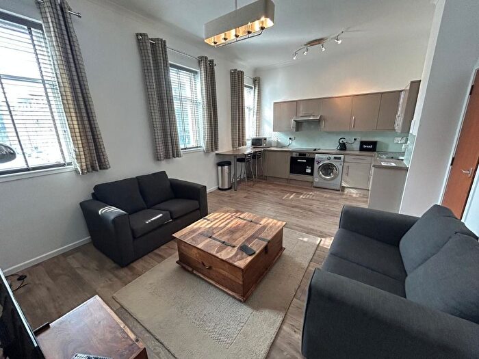 1 Bedroom Flat To Rent In George Street, City Centre, Aberdeen, AB25