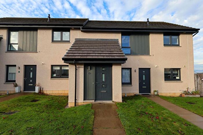 2 Bedroom Flat For Sale In Countess Park, Slackbuie, Inverness., IV2