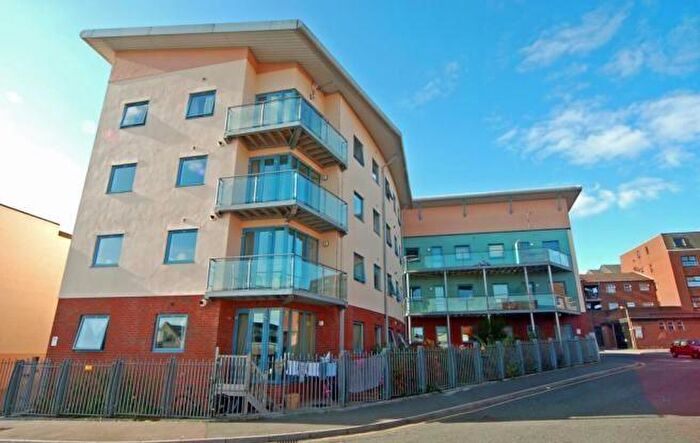 1 Bedroom Flat To Rent In Shauls Court, Verney Street, Exeter, EX1