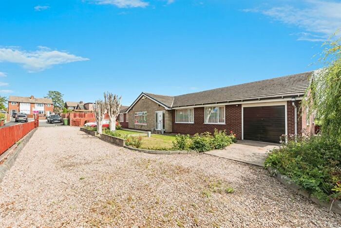 4 Bedroom Detached Bungalow For Sale In Brookside, Hemsworth, Pontefract, WF9