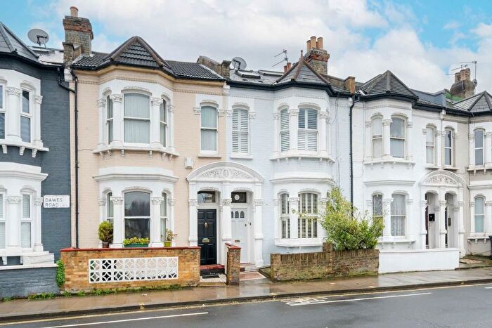 1 Bedroom Flat For Sale In Dawes Road, Fulham, SW6