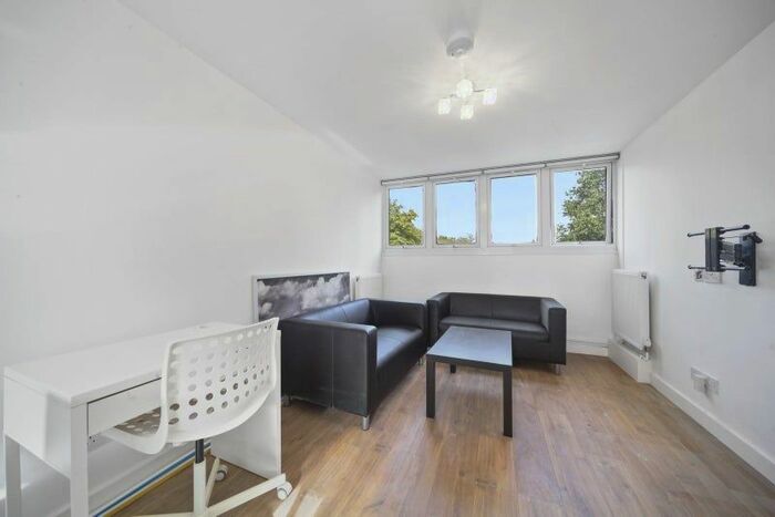 4 Bedroom Flat To Rent In Purchese Street, Euston, NW1