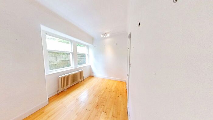 1 Bedroom Flat To Rent In Kirklee Terrace, Glasgow, Glasgow City, G12