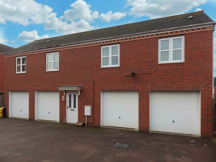 2 Bedroom House To Rent In Fulwell Close, Banbury, Oxfordshire, OX16