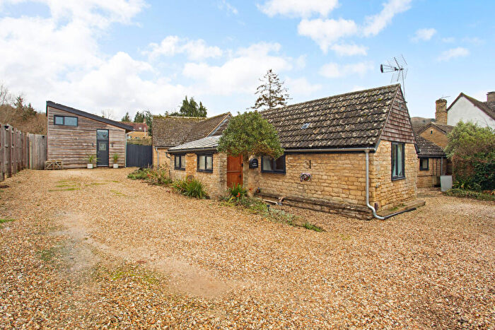 5 Bedroom Cottage For Sale In Stockwell Lane, Cheltenham, GL52