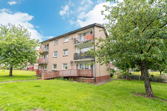 1 Bedroom Flat For Sale In Rockburn Crescent, ML4