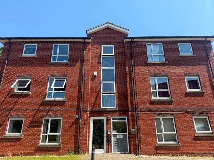 2 Bedroom Apartment To Rent In Hendon Rise, Nottingham, NG3