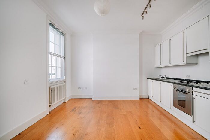 1 Bedroom Flat To Rent In Cranbourn Street, Covent Garden, WC2H