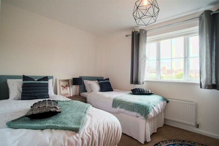 2 Bedroom Semi-Detached House To Rent In Cromwell Road, Ellesmere Port, CH65