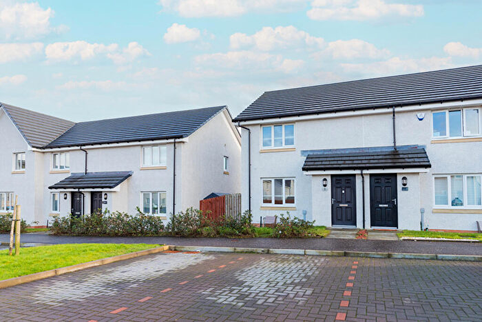 3 Bedroom End Of Terrace House For Sale In Carsphairn Avenue, Paisley, PA1