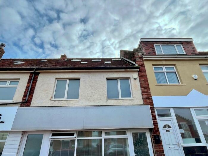 2 Bedroom Apartment To Rent In Harrowside, Blackpool, FY4