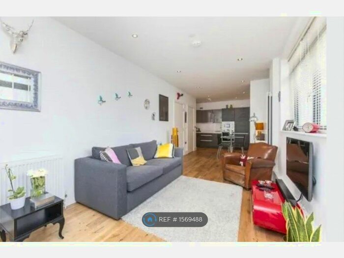 1 Bedroom Flat To Rent In Balmes Road, London, N1