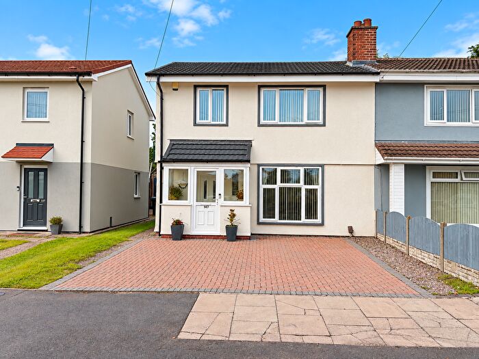 3 Bedroom Semi-Detached House For Sale In Benedon Road, Birmingham, B26