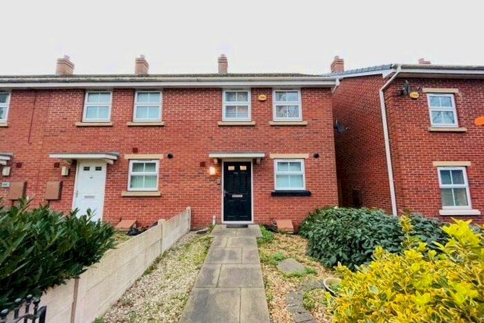 2 Bedroom Property To Rent In Bell Lane, Walsall, WS3