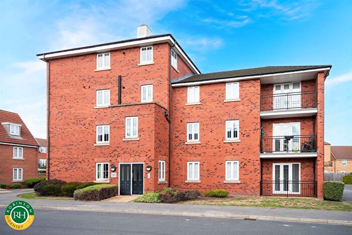 2 Bedroom Flat For Sale In Buttermere Crescent, Doncaster, DN4