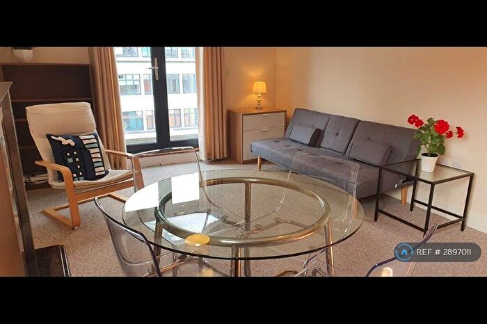 2 Bedroom Flat To Rent In Charles Street, Bristol, BS1