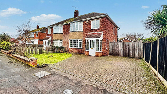 3 Bedroom Semi-Detached House For Sale In Scarle Close, Lincoln, LN6