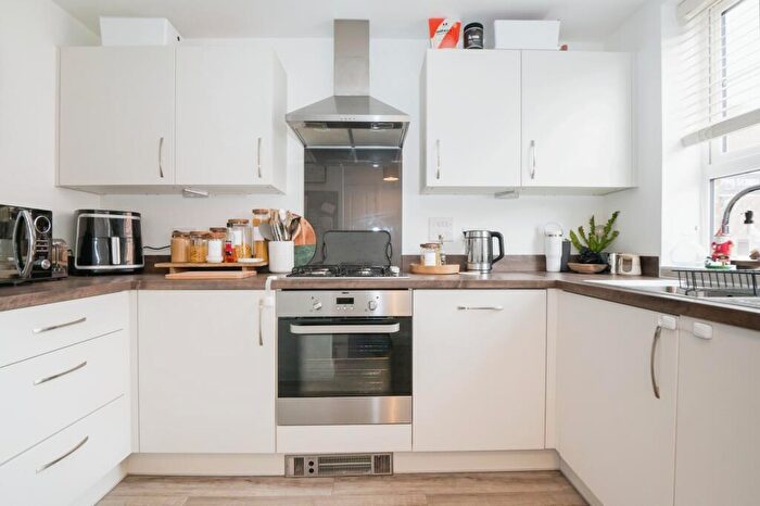 2 Bedroom End Of Terrace House For Sale In Dowling Crescent, Ampfield, Romsey, Hampshire, SO51