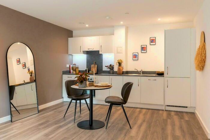 1 Bedroom Flat To Rent In Flat, Patron House, Sherborne Place, Marina Place, Birmingham, B16