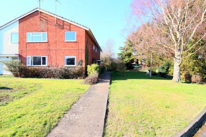 2 Bedroom Maisonette To Rent In Porchester Road, Hucclecote, Gloucester, GL3