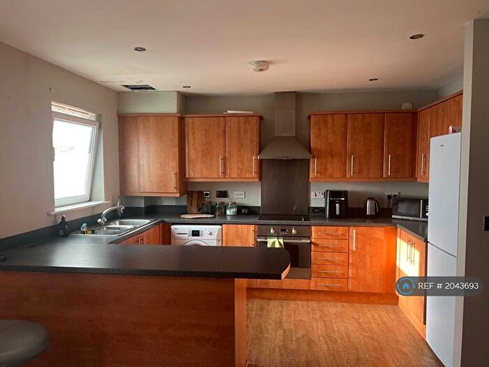 2 Bedroom Flat To Rent In Ford Lodge, South Hylton, Sunderland, SR4