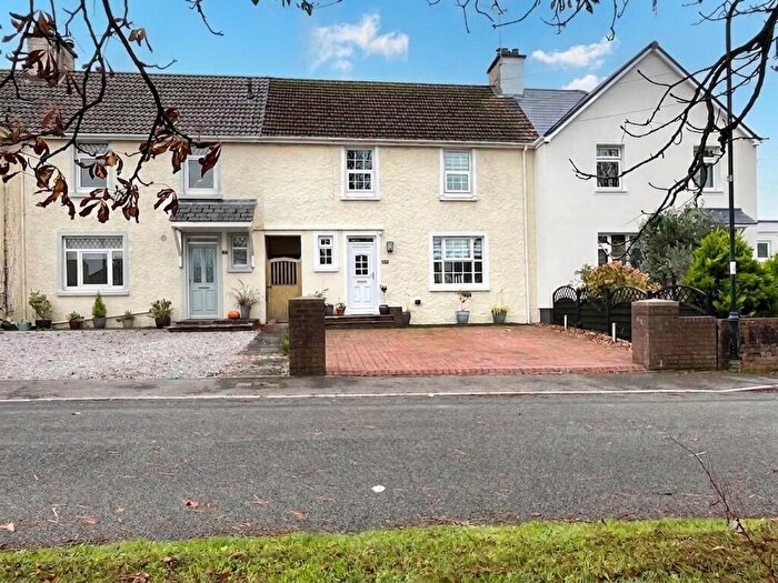 4 Bedroom Terraced House For Sale In Borough Close, Cowbridge, CF71