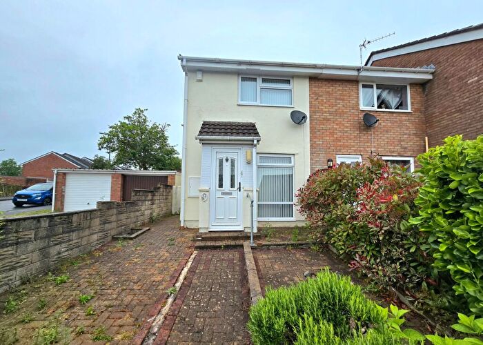 2 Bedroom End Of Terrace House For Sale In Cae Ffynnon, Brackla, CF31