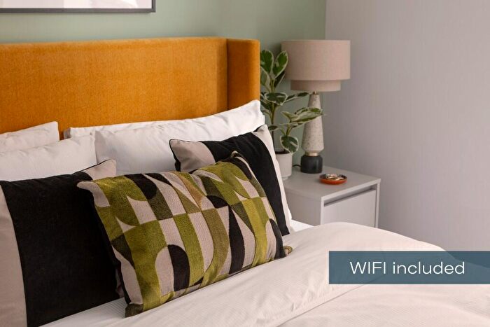 2 Bedroom Apartment To Rent In Dockside, Edinburgh, EH6