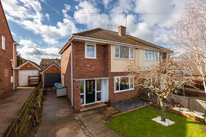 3 Bedroom Semi-Detached House For Sale In Elmhirst Road, Lutterworth, LE17
