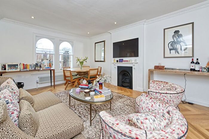 2 Bedroom Flat To Rent In Leamington Road Villas, London, W11