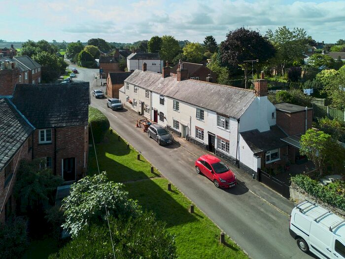 2 Bedroom Terraced House For Sale In The Green, Leicester, LE7