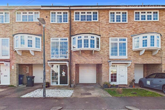 3 Bedroom Terraced House For Sale In The Warren, Royston, Hertfordshire, SG8