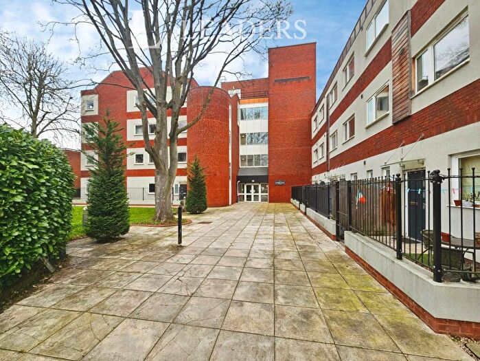 1 Bedroom Apartment For Sale In Collingwood Road, Witham, Essex, CM8